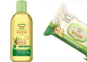 Equilibra Baby Ulei de masaj  200 ml+ Baby Servetele umede N20 buc Cadou